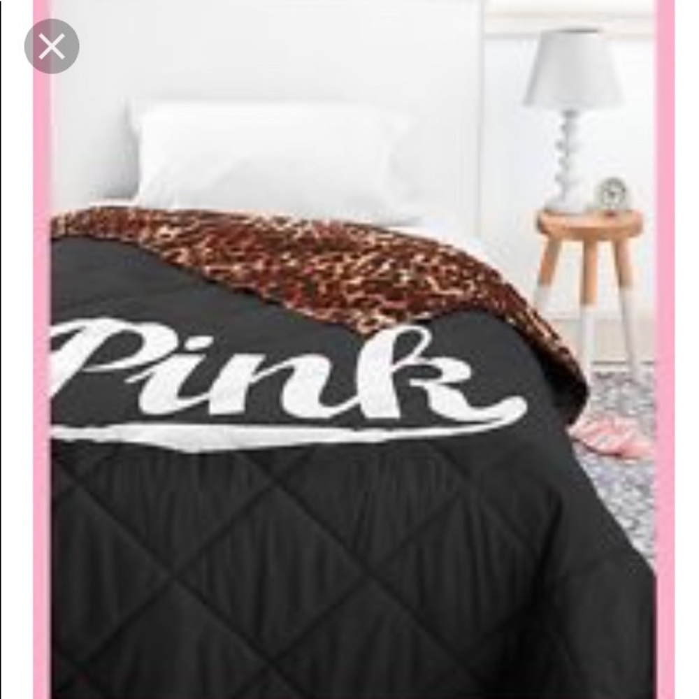 ❌Victoria’s Secret Pink comforter❌
